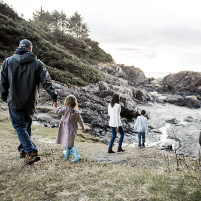 Tofino Family Photos with Bryanna Bradley